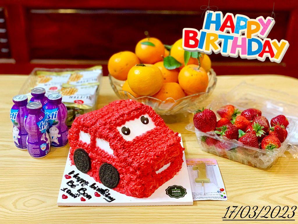 src/images/products/banh-sinh-nhat/banh-kem-red-car/8d9827e94bc10d919e7b5acbbc91c9d1859d8e44.jpg