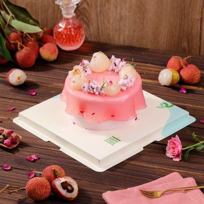 SCake banh-kem-thach-trang-guong-vai