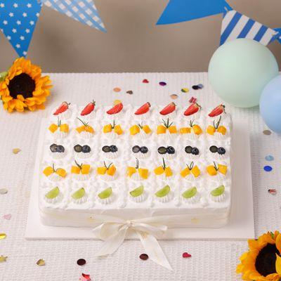 SCake chu-nhat-cat-mieng-vi-sua-chua-hoa-qua-be-giang-25