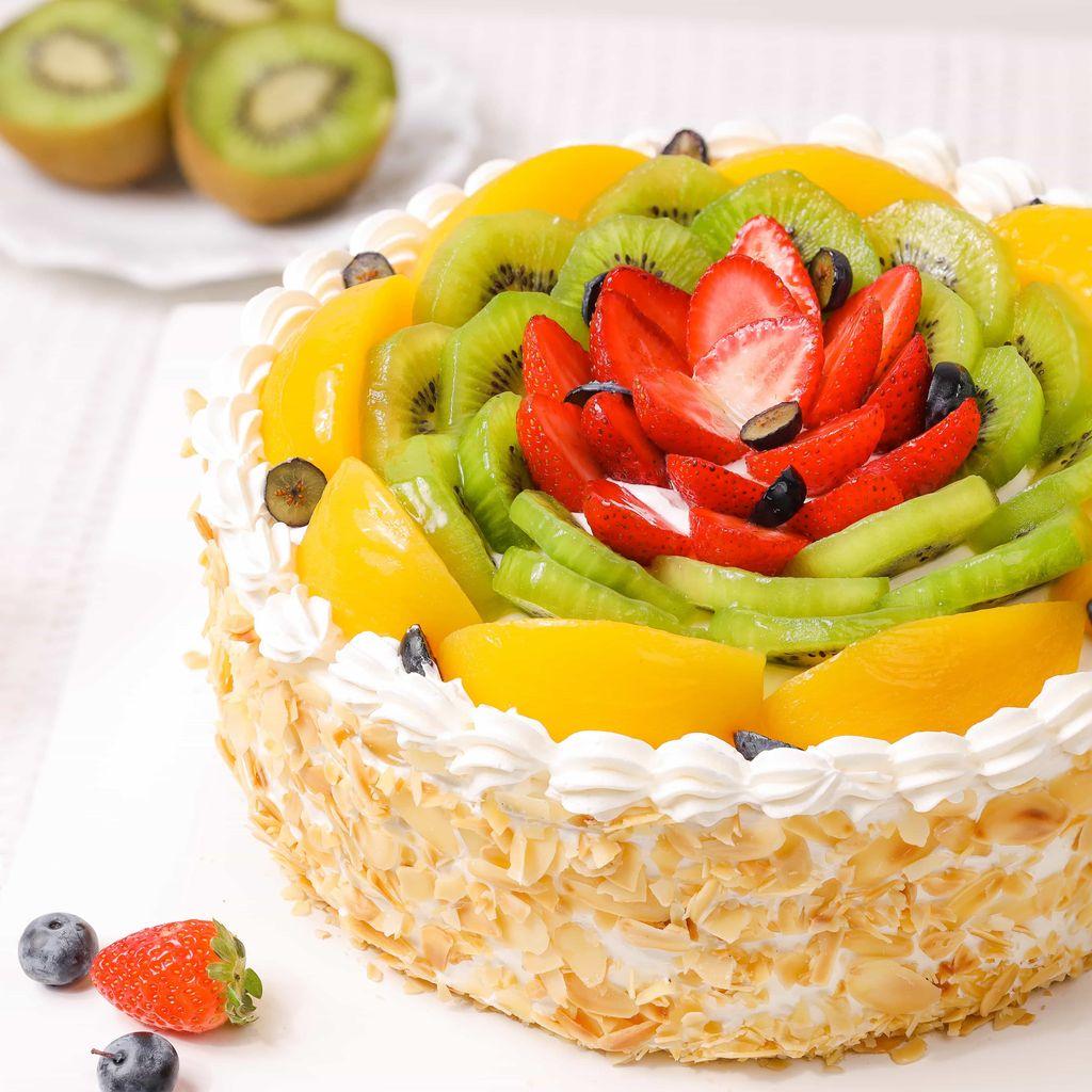 src/images/products/banh-sinh-nhat/2024/banh-kem-superfruit-delight/FSKV7084.jpg