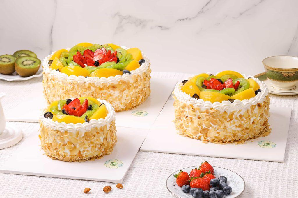 src/images/products/banh-sinh-nhat/2024/banh-kem-superfruit-delight/FSTC6008.jpg