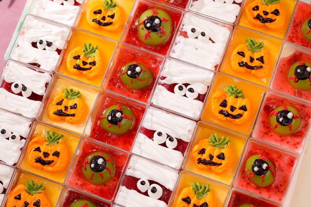 SCake set-banh-coc-halloween-1