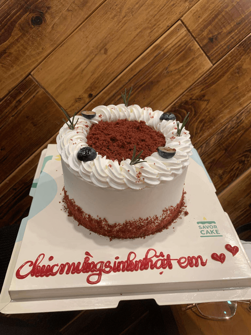 Ảnh feedback đơn 1579239 - (Bánh 1h) Bánh red velvet sữa chua việt quất size mini 13x6cm