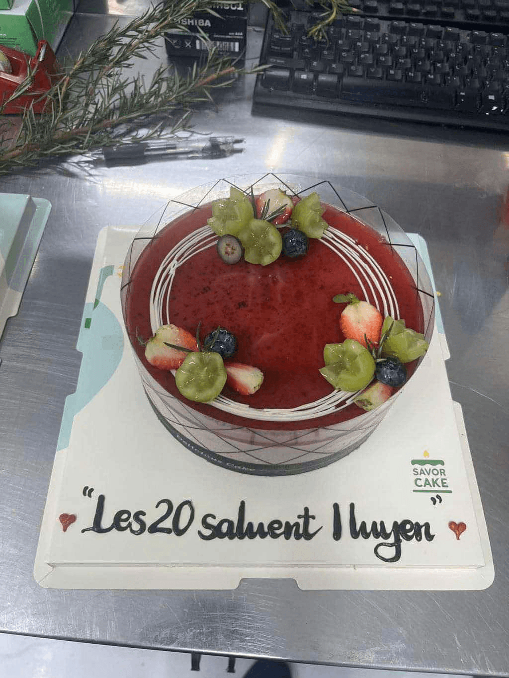 Ảnh feedback đơn 1573575 - Mousse việt quất socola size nhỏ 18x6cm