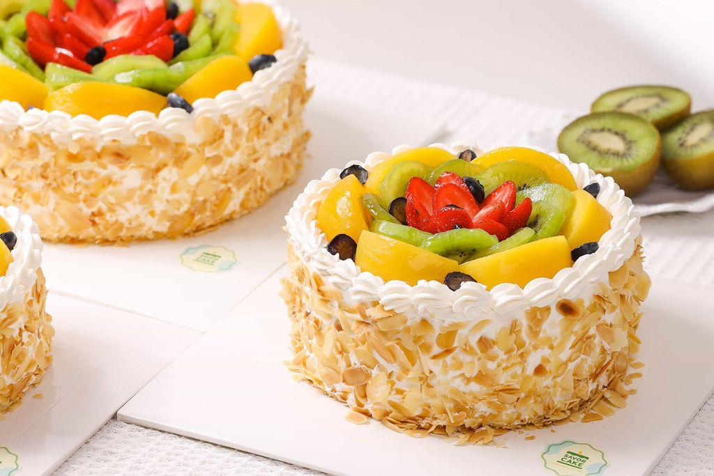 src/images/products/banh-sinh-nhat/2024/banh-kem-superfruit-delight/VIOY0981.jpg